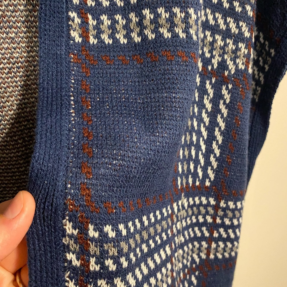 Plaid Patterned Shawl - Picture 3 of 6